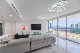 19195 NE 36th Ct, Aventura, FL 33180 - Photo 1