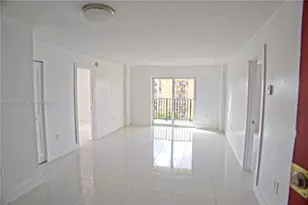 4717 NW 7th St, Miami, FL 33126 - Photo 1