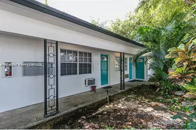 1717 NE 12th St #2, Fort Lauderdale, FL 33304 - Photo 1