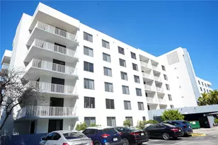 901 Hillcrest Dr, Hollywood, FL 33021 - Photo 1