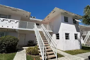 7426 SW 82nd St, Miami, FL 33143 - Photo 1