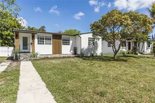 941 NE 154th St, North Miami Beach, FL 33162 - Photo 1