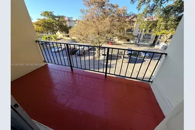 11925 NE 2nd Ave #B310, North Miami, FL 33161 - Photo 1