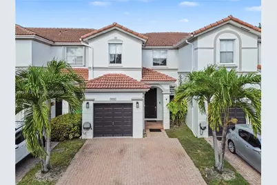 7876 NW 109th Path, Doral, FL 33178 - Photo 1