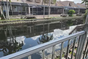 12399 NW 11th St, Pembroke Pines, FL 33026 - Photo 1