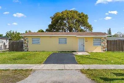 15115 SW 304th Ter, Homestead, FL 33033 - Photo 1