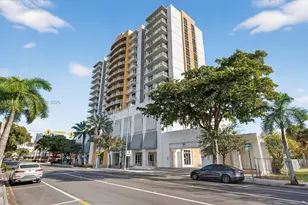 900 SW 8th St, Miami, FL 33130 - Photo 1