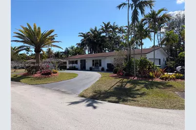 9860 SW 122nd St, Miami, FL 33176 - Photo 1