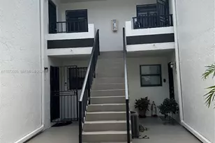 10839 NW 7th St, Miami, FL 33172 - Photo 1