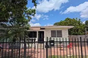 891 NW Nw 32nd St, Miami, FL 33127 - Photo 1