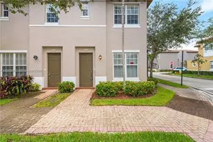 604 SW 147th Ave, Pembroke Pines, FL 33027 - Photo 1