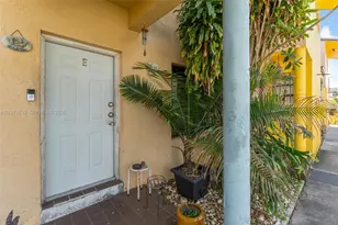 1613 NW 16th St, Miami, FL 33125 - Photo 1