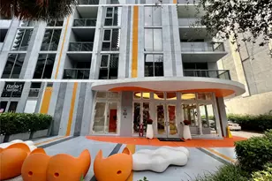 31 SE 6th St, Miami, FL 33131 - Photo 1