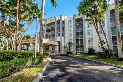 9725 NW 52nd St #213, Doral, FL 33178 - Photo 1