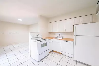 400 SE 31st St #4, Fort Lauderdale, FL 33316 - Photo 1