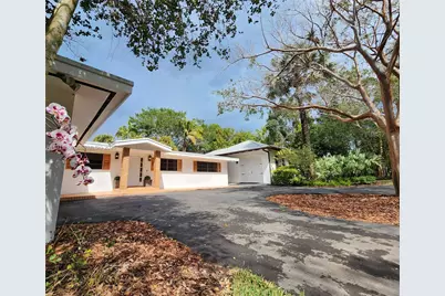 6065 SW 133rd St, Pinecrest, FL 33156 - Photo 1
