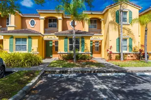 942 NE 42nd Pl, Homestead, FL 33033 - Photo 1