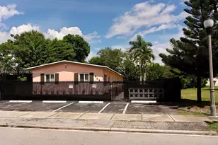 612 NW 10th Terrace, Fort Lauderdale, FL 33311 - Photo 1