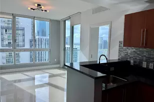 300 S Biscayne Blvd, Miami, FL 33131 - Photo 1