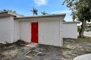 1160 W 26th Ct, Riviera Beach, FL 33404 - Photo 1