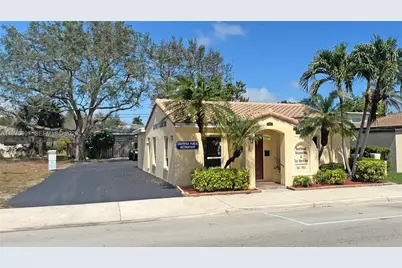 713 E Atlantic Blvd, Pompano Beach, FL 33060 - Photo 1