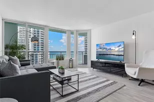 400 South Pointe Dr, Miami Beach, FL 33139 - Photo 1