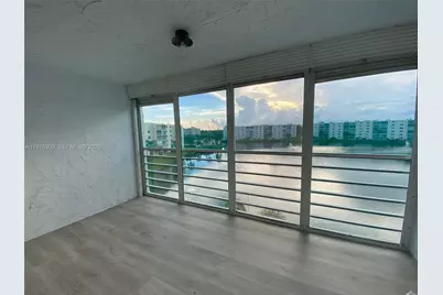 121 SE 3rd Ave #504, Dania Beach, FL 33004 - Photo 1