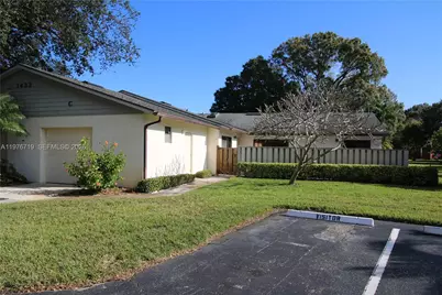 1433 Captains Walk #18C, Fort Pierce, FL 34950 - Photo 1
