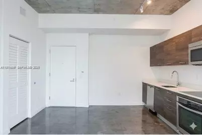 151 SE 1st #1106, Miami, FL 33131 - Photo 1