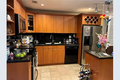 11219 SW 33rd Circle Pl, Miami, FL 33165 - Photo 1
