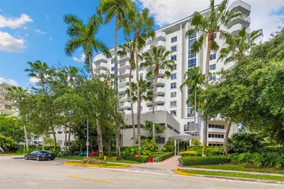1621 Bay Rd #505, Miami Beach, FL 33139 - Photo 1