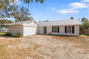 1816 SW 14th Ave SW, Vero Beach, FL 32962 - Photo 1