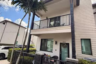 4900 NW 83rd Path, Doral, FL 33166 - Photo 1