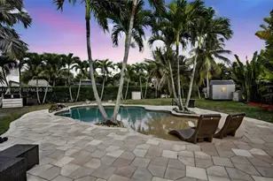 10614 SW 17th Pl, Davie, FL 33324 - Photo 1