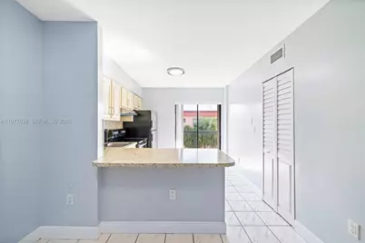 5400 W 21st Ct #402, Hialeah, FL 33016 - Photo 1