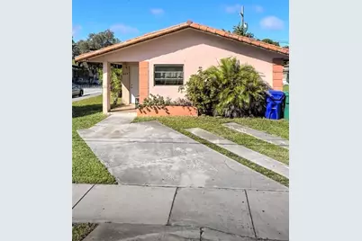 960 SW 13th Ct, Miami, FL 33135 - Photo 1