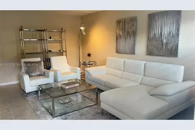 145 Newport J #145, Deerfield Beach, FL 33442 - Photo 1