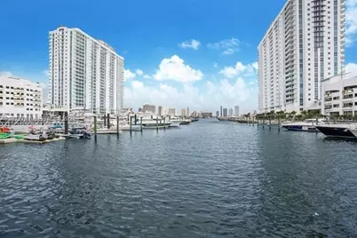 17301 Biscayne Blvd #1103, North Miami Beach, FL 33160 - Photo 1