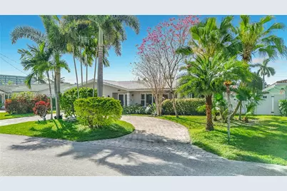 2770 NE 8th Ct, Pompano Beach, FL 33062 - Photo 1