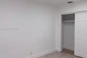 221 NE 40th St, Oakland Park, FL 33334 - Photo 1