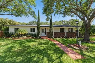7860 SW 158th Terrace, Palmetto Bay, FL 33157 - Photo 1