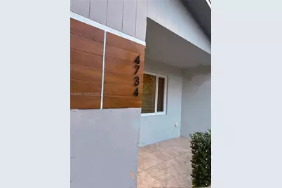 4734 SW 4th St, Miami, FL 33134 - Photo 1