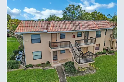 6832 S Palmetto Cir S #201, Boca Raton, FL 33433 - Photo 1