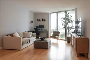 325 S Biscayne Blvd, Miami, FL 33131 - Photo 1