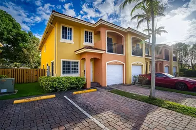 330 SW 2nd Ave #12, Hallandale Beach, FL 33009 - Photo 1