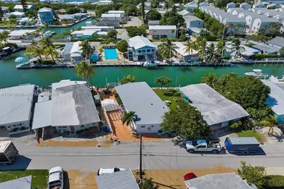 605 26th Street Ocean, Marathon, FL 33050 - Photo 1