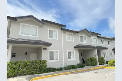 11810 NE 19th Dr #7, North Miami, FL 33181 - Photo 1