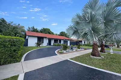 6875 SW 148th Ct, Miami, FL 33193 - Photo 1