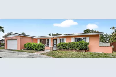 11501 NW 15th St, Pembroke Pines, FL 33026 - Photo 1