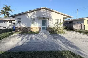 16920 NE 4th Ct, North Miami Beach, FL 33162 - Photo 1